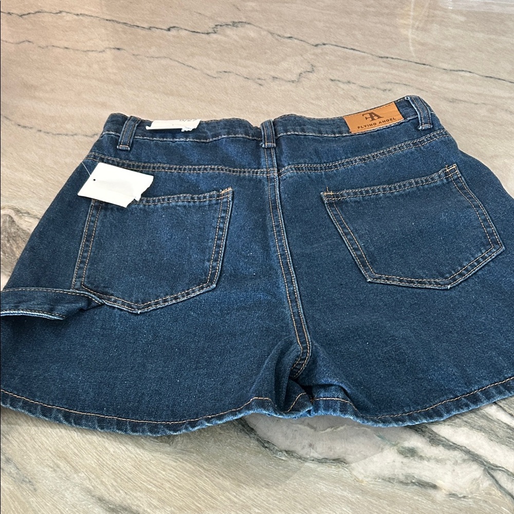 Carpenter High-Rise Dark Blue Denim Shorts - Picture 3 of 5